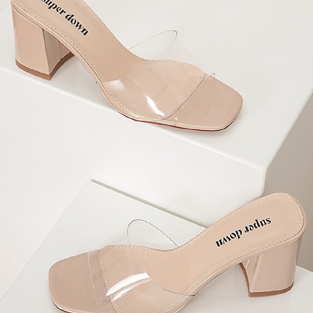 Superdown Women's Nude Block Heel Sandals